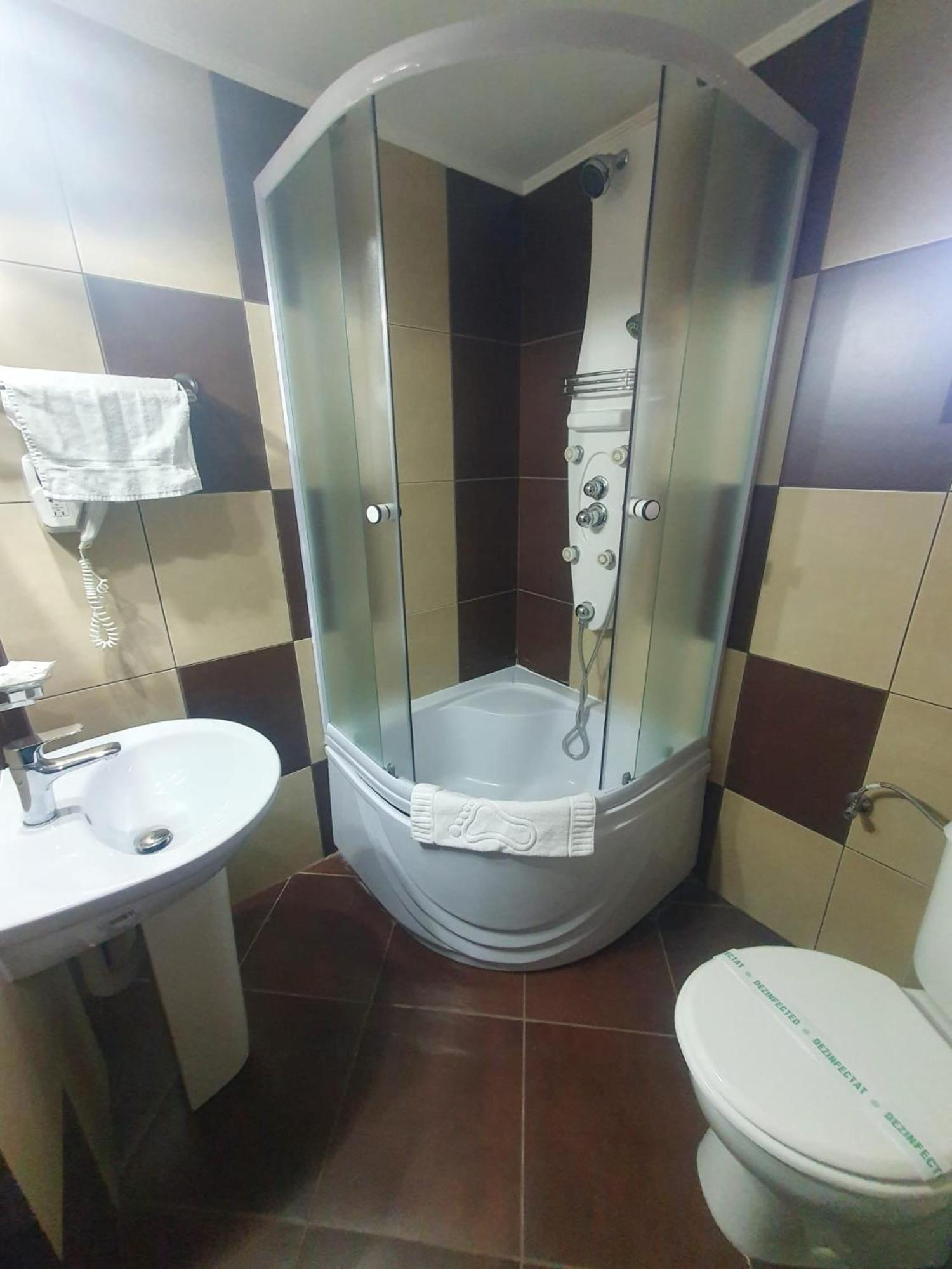 Pensiunea Caprioara Buşteni Exterior foto