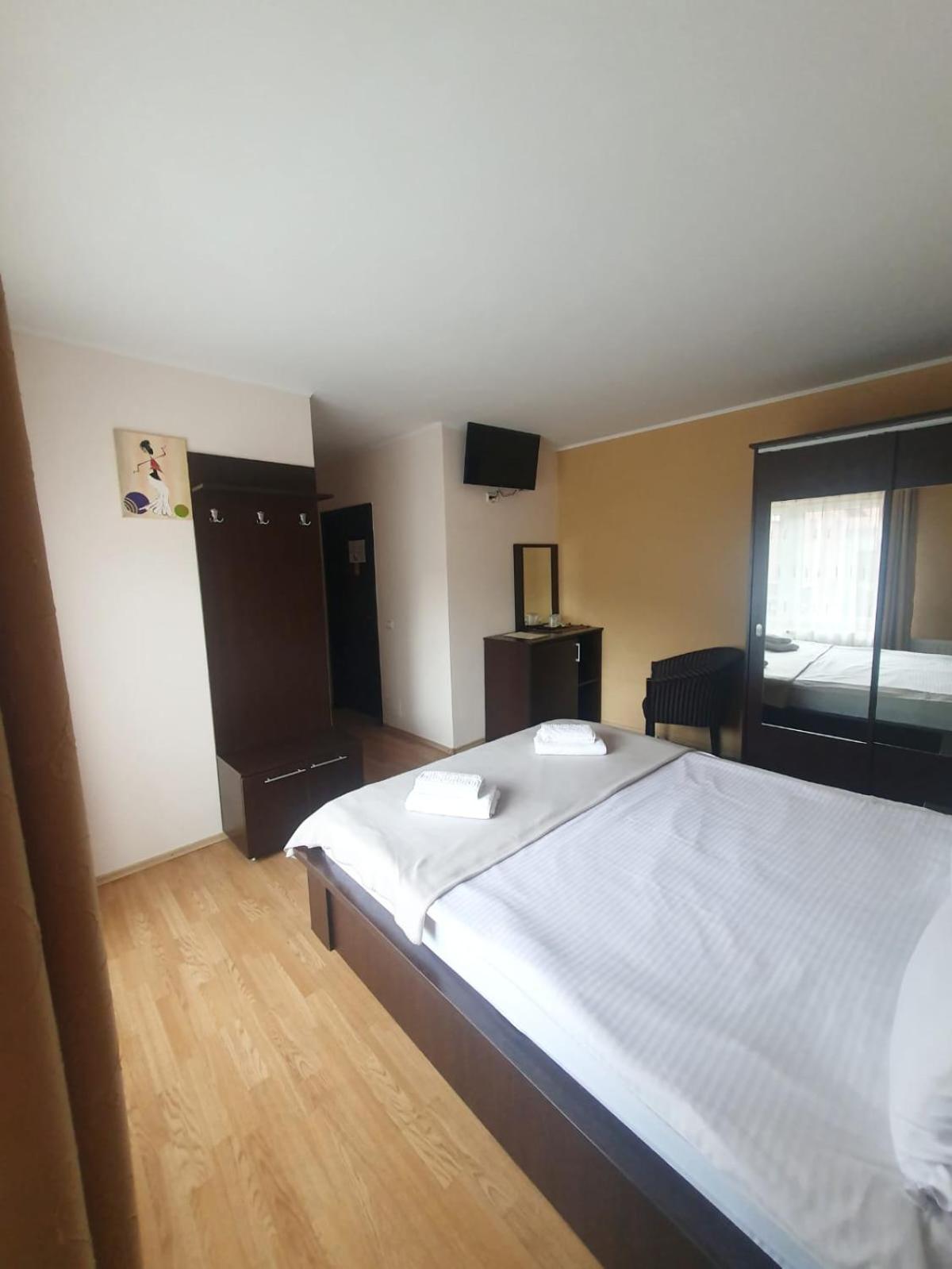 Pensiunea Caprioara Buşteni Exterior foto