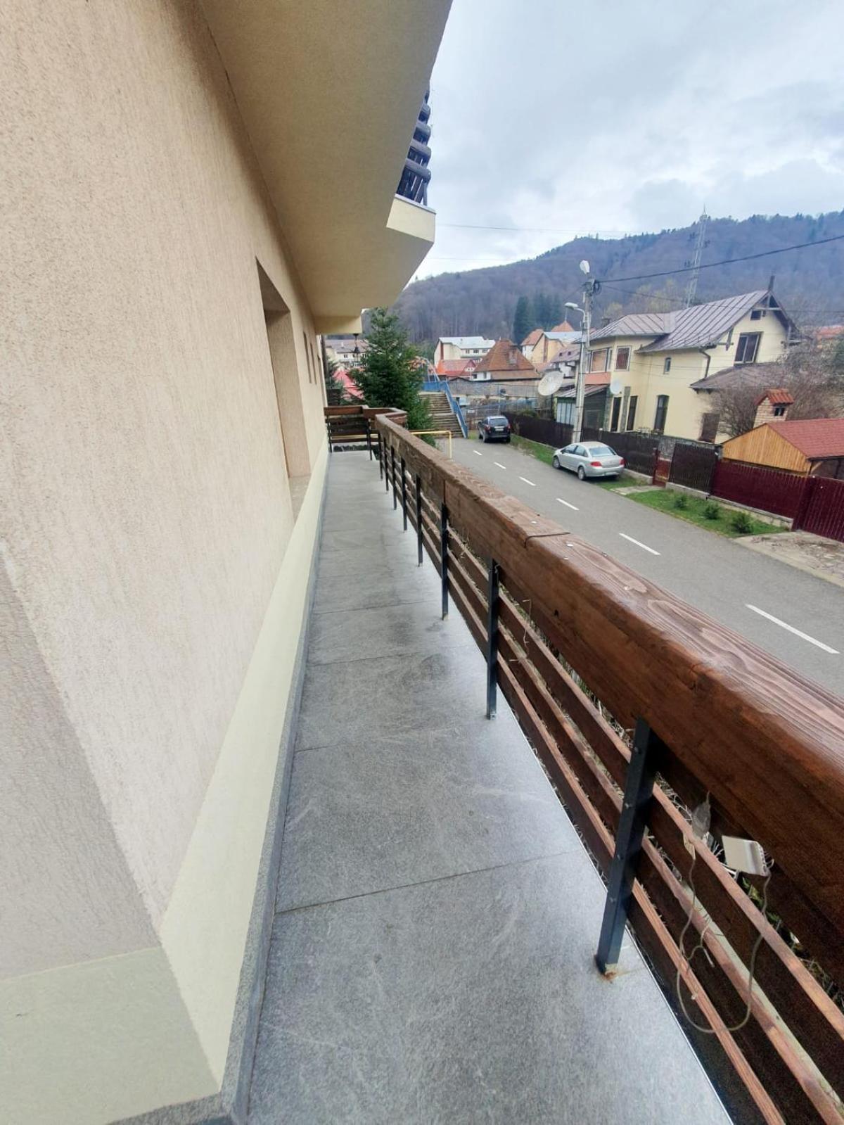 Pensiunea Caprioara Buşteni Exterior foto